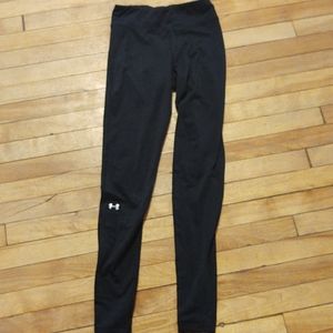 Black under armour leggings